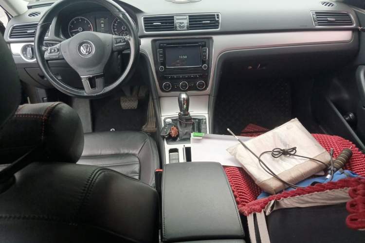 Used Volkswagen Passat 2015 1.8TSI DSG Prestige Edition Center Console