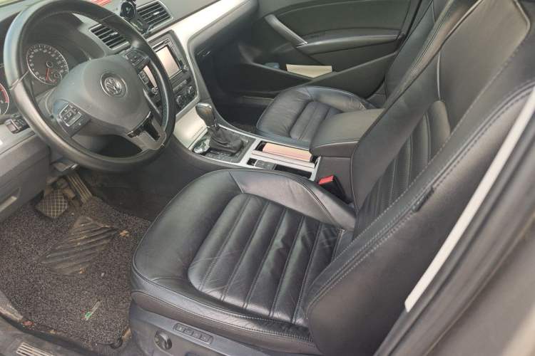 Used Volkswagen Passat 2015 2.0 TSI DSG Prestige Edition Driver Seat