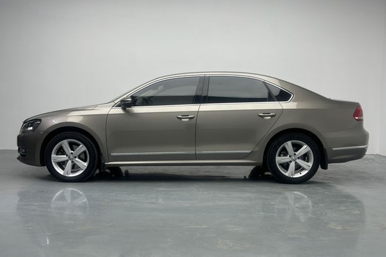 Used Volkswagen Passat 2015 1.8TSI DSG Prestige Edition Exterior 2