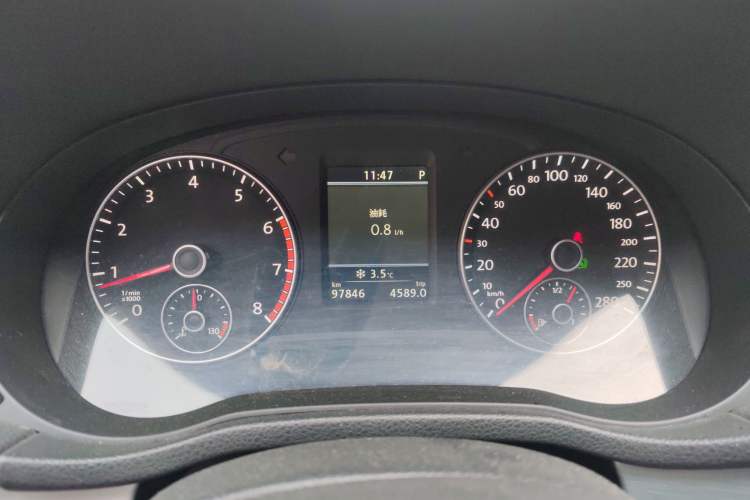 Used Volkswagen Passat 2015 1.8TSI DSG Ultimate Edition Instrument Cluster