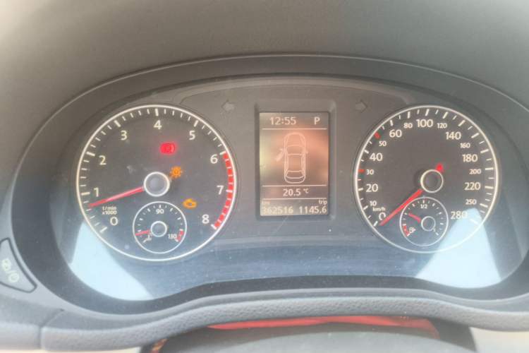 Used Volkswagen Passat 2015 1.8TSI DSG Prestige Edition Instrument Cluster