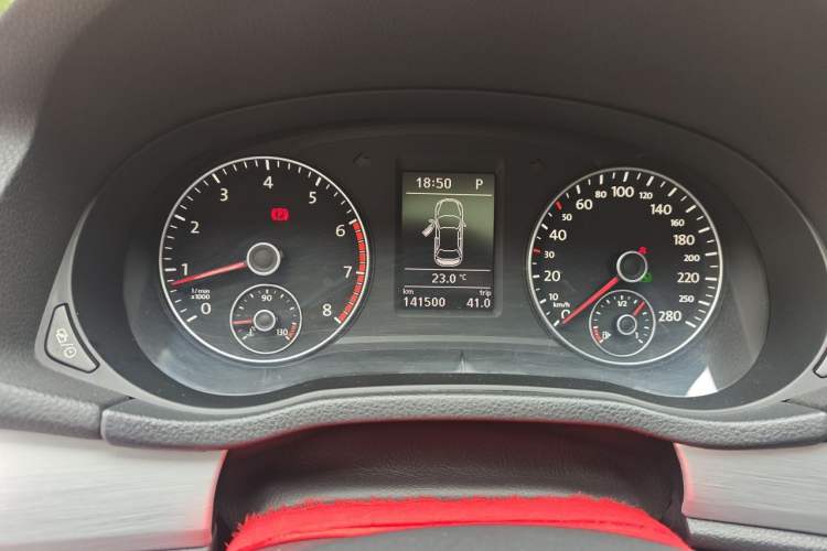 Used Volkswagen Passat 2015 1.8TSI DSG Prestige Edition Instrument Cluster