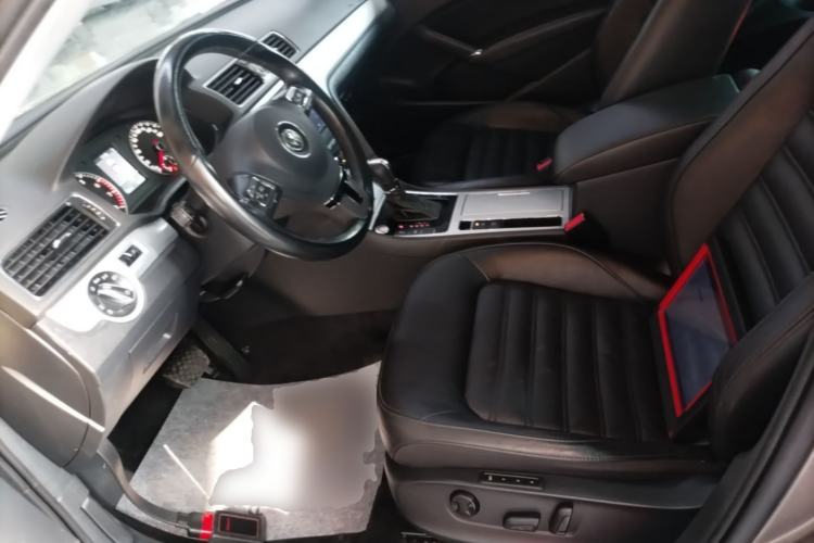 Used Volkswagen Passat 2015 1.8TSI DSG Prestige Edition Left Front Seat