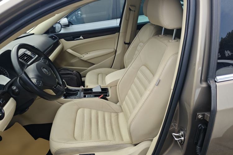 Used Volkswagen Passat 2015 1.8TSI DSG Prestige Edition Left Front Seat