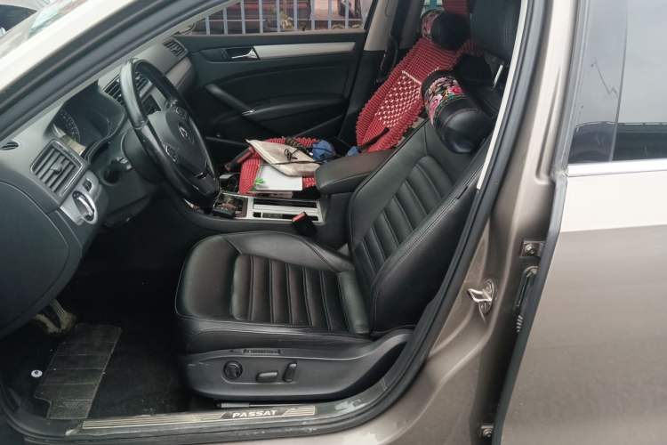 Used Volkswagen Passat 2015 1.8TSI DSG Prestige Edition Left Front Seat