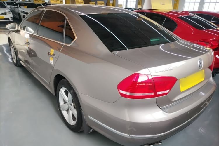 Used Volkswagen Passat 2015 1.8TSI DSG Prestige Edition Rear Left 45 Deg