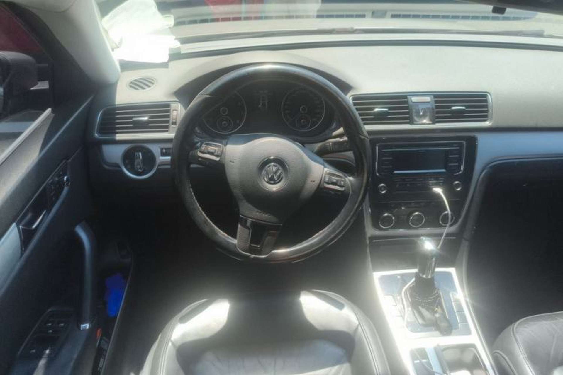 Used Volkswagen Passat 2015 1.8TSI DSG Prestige Edition Steering Wheel