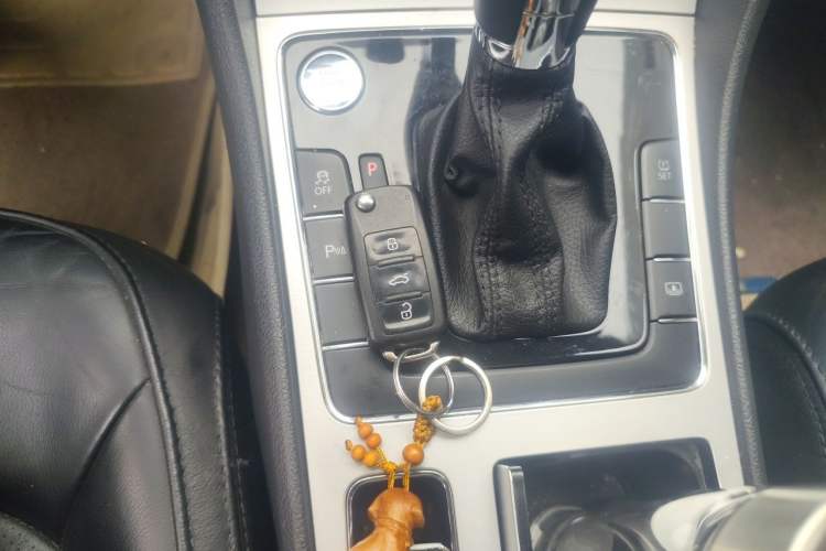 Used Volkswagen Passat 2015 1.8TSI DSG Prestige Edition Vehicle Key