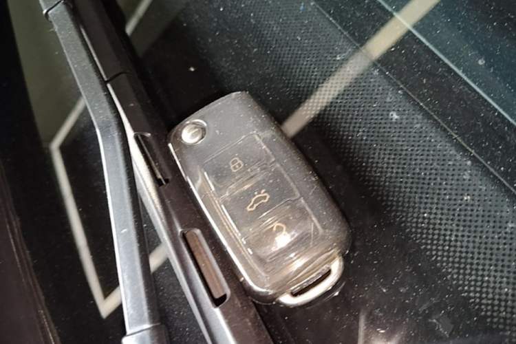 Used Volkswagen Passat 2015 1.8TSI DSG Prestige Edition Vehicle Key