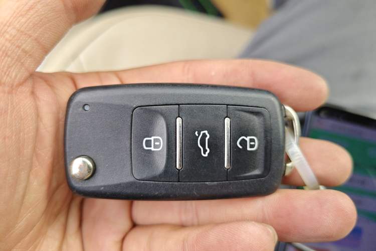 Used Volkswagen Passat 2015 1.8TSI DSG Prestige Edition Vehicle Key