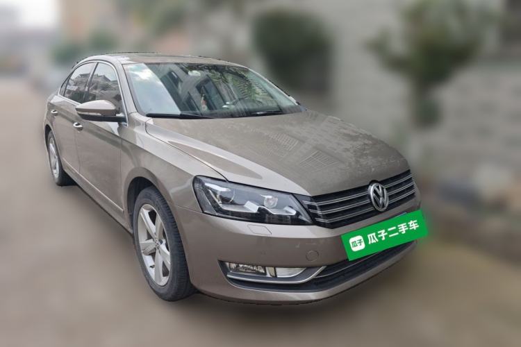 Used Volkswagen Passat 2015 1.8TSI DSG Prestige Edition Front Right 45 Deg