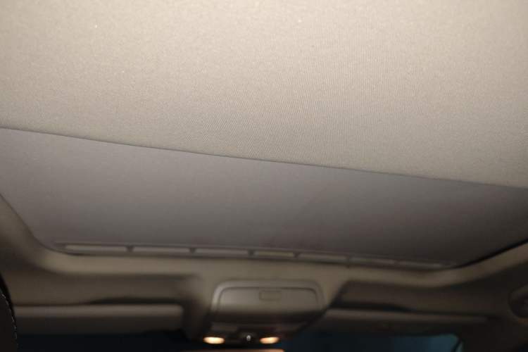 Used Volkswagen Passat 2015 1.8TSI DSG Prestige Edition Headliner