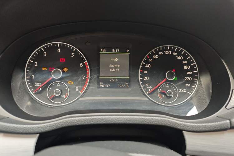 Used Volkswagen Passat 2015 1.8TSI DSG Prestige Edition Instrument Cluster