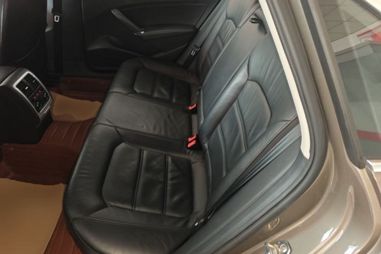 Used Volkswagen Passat 2015 1.8TSI DSG Prestige Edition Left Rear Seat