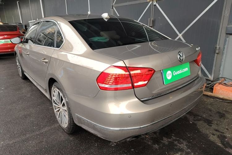 Used Volkswagen Passat 2015 1.8TSI DSG Prestige Edition Rear Left 45 Deg