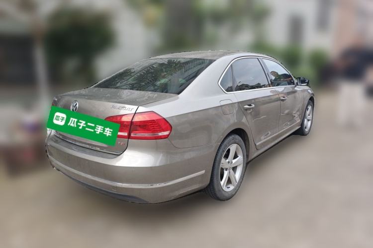 Used Volkswagen Passat 2015 1.8TSI DSG Prestige Edition Rear Right 45 Deg
