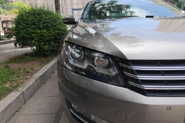 Used Volkswagen Passat 2015 1.8TSI DSG Ultimate Edition Right Front Headlight