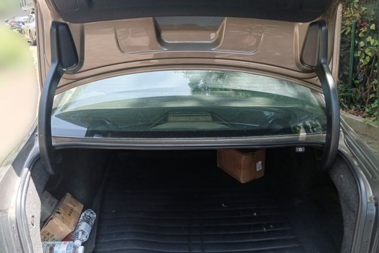 Used Volkswagen Passat 2015 1.8TSI DSG Prestige Edition Trunk