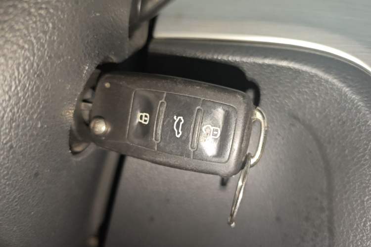 Used Volkswagen Passat 2015 1.8TSI DSG Prestige Edition Vehicle Key