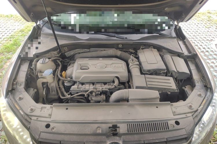 Used Volkswagen Passat 2015 1.8TSI DSG Prestige Edition Engine Bay