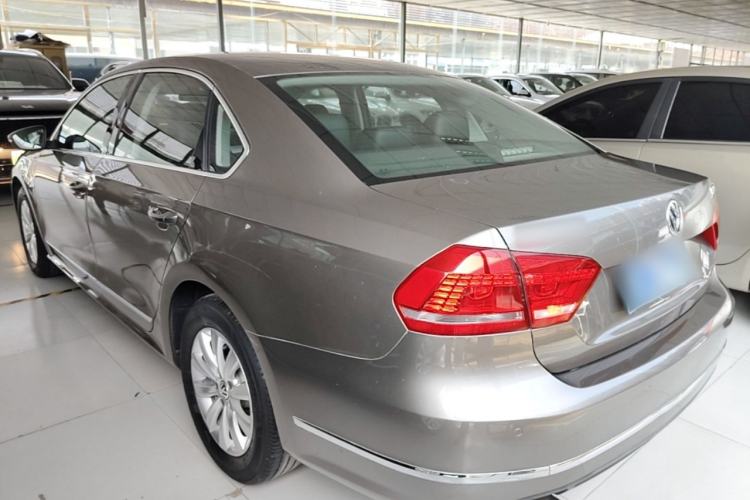 Used Volkswagen Passat 2015 1.8TSI DSG Prestige Edition Rear Left 45 Deg