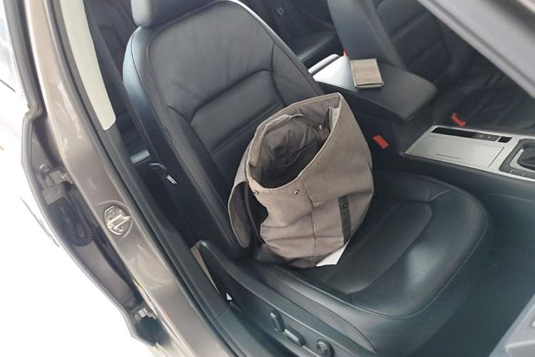 Used Volkswagen Passat 2015 1.8TSI DSG Prestige Edition Right Front Seat