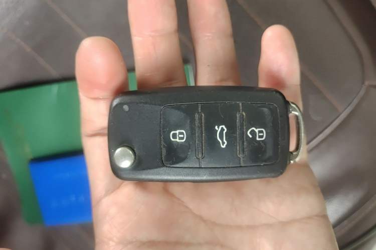 Used Volkswagen Passat 2015 1.8TSI DSG Prestige Edition Vehicle Key