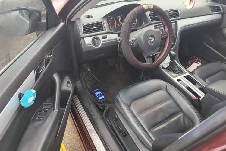 Used Volkswagen Passat 2015 1.8TSI DSG Prestige Edition Driver Seat