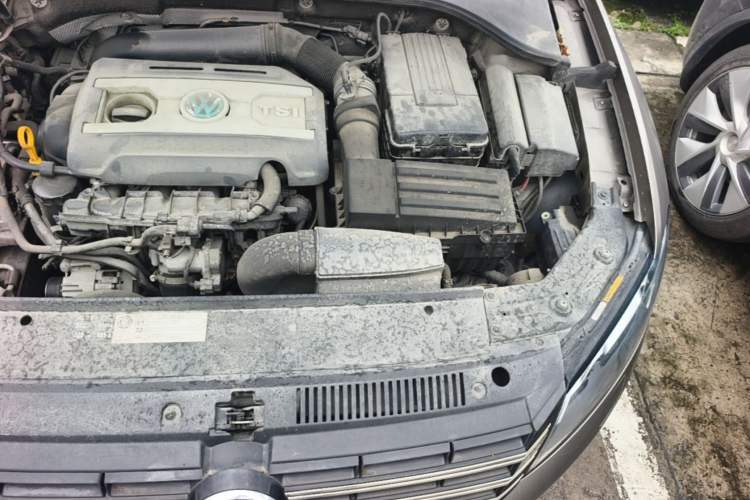 Used Volkswagen Passat 2015 2.0 TSI DSG Prestige Edition Engine Bay Left