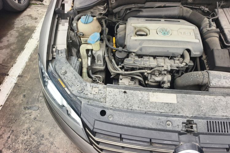 Used Volkswagen Passat 2015 2.0 TSI DSG Prestige Edition Engine Bay Right