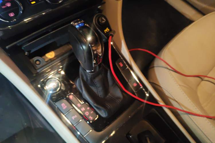 Used Volkswagen Passat 2015 1.8TSI DSG Prestige Edition Gear Lever