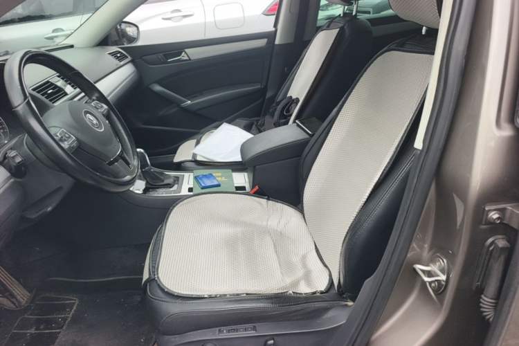 Used Volkswagen Passat 2015 2.0 TSI DSG Prestige Edition Left Front Seat