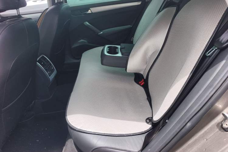 Used Volkswagen Passat 2015 2.0 TSI DSG Prestige Edition Left Rear Seat