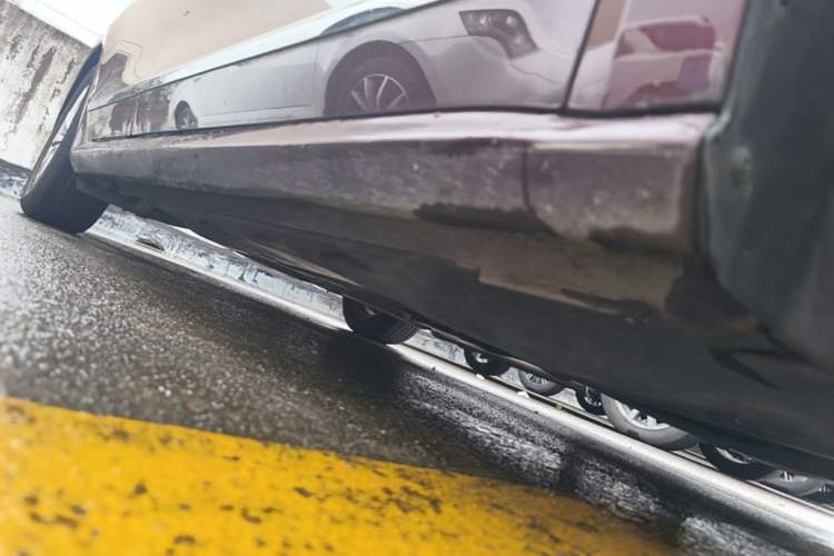 Used Volkswagen Passat 2015 1.8TSI DSG Prestige Edition Right Side Sill
