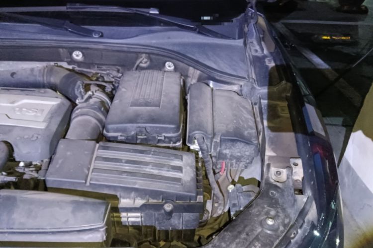 Used Volkswagen Passat 2015 1.8TSI DSG Prestige Edition Engine Bay Left