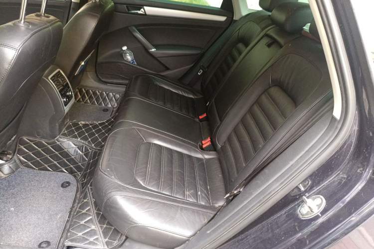 Used Volkswagen Passat 2015 1.8TSI DSG Prestige Edition Left Rear Seat
