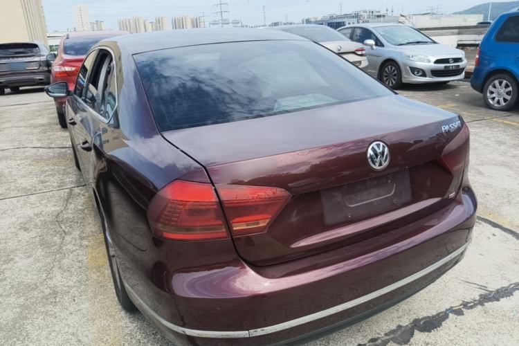 Used Volkswagen Passat 2015 1.8TSI DSG Prestige Edition Rear Left 45 Deg