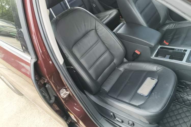 Used Volkswagen Passat 2015 1.8TSI DSG Prestige Edition Right Front Seat