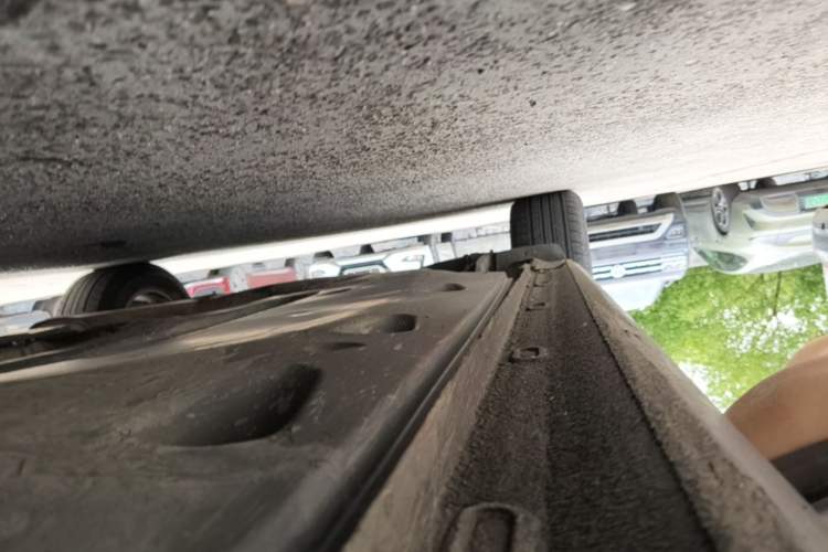 Used Volkswagen Passat 2015 1.8TSI DSG Prestige Edition Right Side Sill