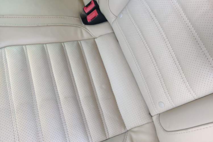 Used Volkswagen Passat 2015 1.8TSI DSG Prestige Edition Left Rear Seat