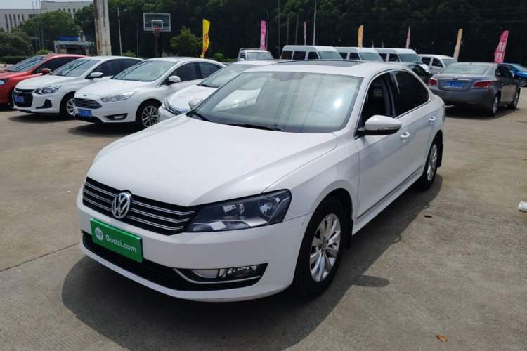 Used Volkswagen Passat 2015 1.8TSI DSG Prestige Edition Guazi used car, China used car export, Used car for sale, Used  cars, Cheapest cars for sale