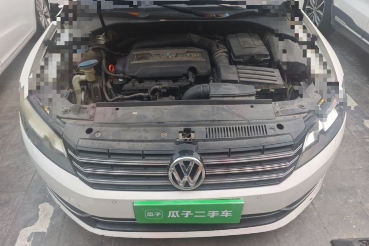 Used Volkswagen Passat 2015 1.8TSI DSG Prestige Edition Engine Bay