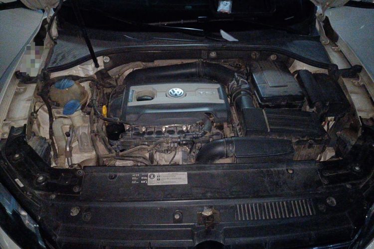 Used Volkswagen Passat 2015 1.8TSI DSG Ultimate Edition Engine Bay