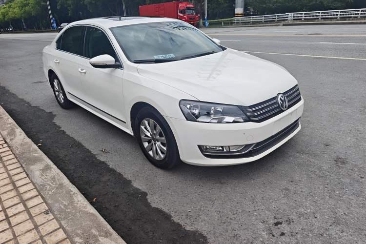 Used Volkswagen Passat 2015 1.8TSI DSG Prestige Edition Exterior 4