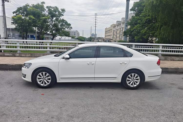 Used Volkswagen Passat 2015 1.8TSI DSG Prestige Edition Exterior 5