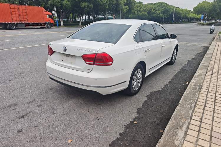 Used Volkswagen Passat 2015 1.8TSI DSG Prestige Edition Exterior 6