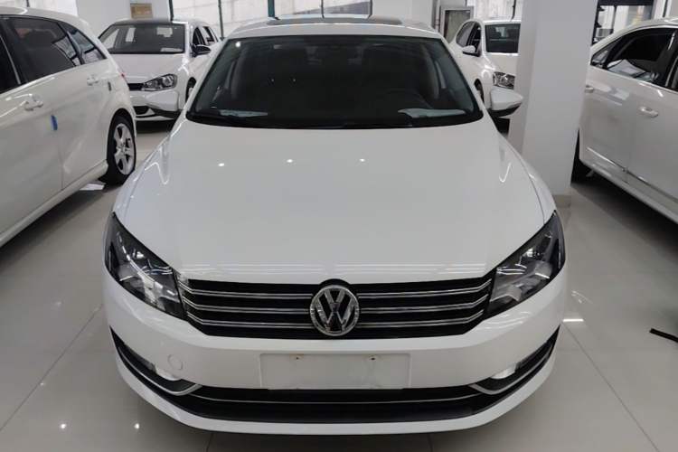 Used Volkswagen Passat 2015 1.8TSI DSG Prestige Edition Front