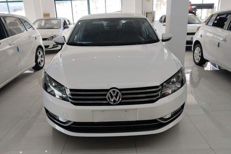 Used Volkswagen Passat 2015 1.8TSI DSG Prestige Edition Front