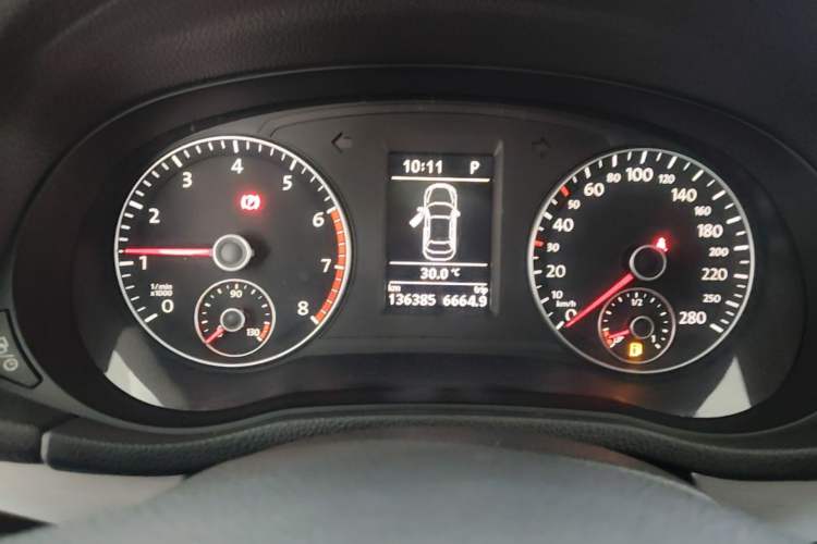 Used Volkswagen Passat 2015 1.8TSI DSG Prestige Edition Instrument Cluster