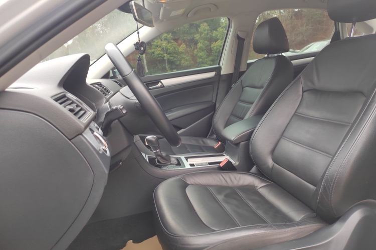Used Volkswagen Passat 2015 1.8TSI DSG Prestige Edition Left Front Seat